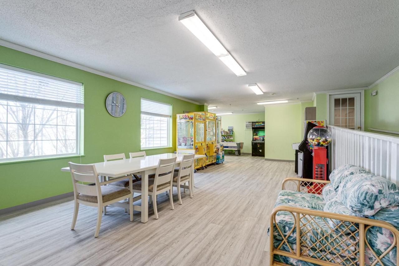 Marylander Condominiums, 90 Steps From The Beach Ocean City Exterior photo